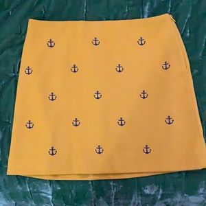 Yellow w/ navy anchors Vineyard Vines skirt